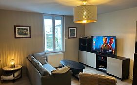 Grand Appartement De Standing